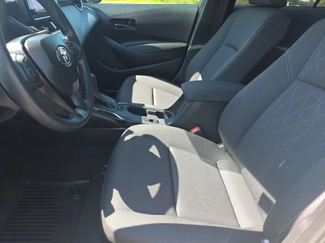 Used 2025  Toyota LE image 15