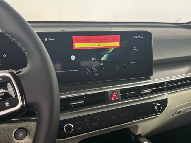 2025 Kia Sorento S - Photo 23