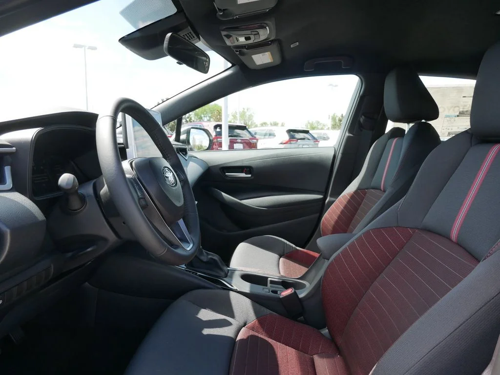 New 2026 Ice Cap Toyota  SE image 5