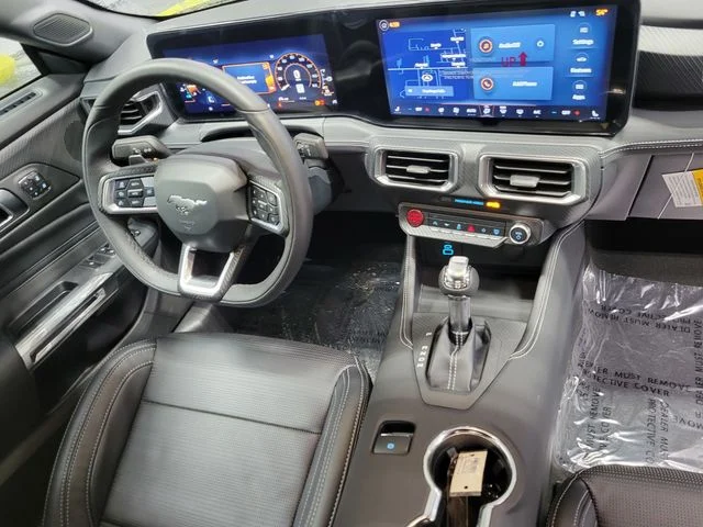 2025 Ford Mustang GT Premium Convertible - Photo 20