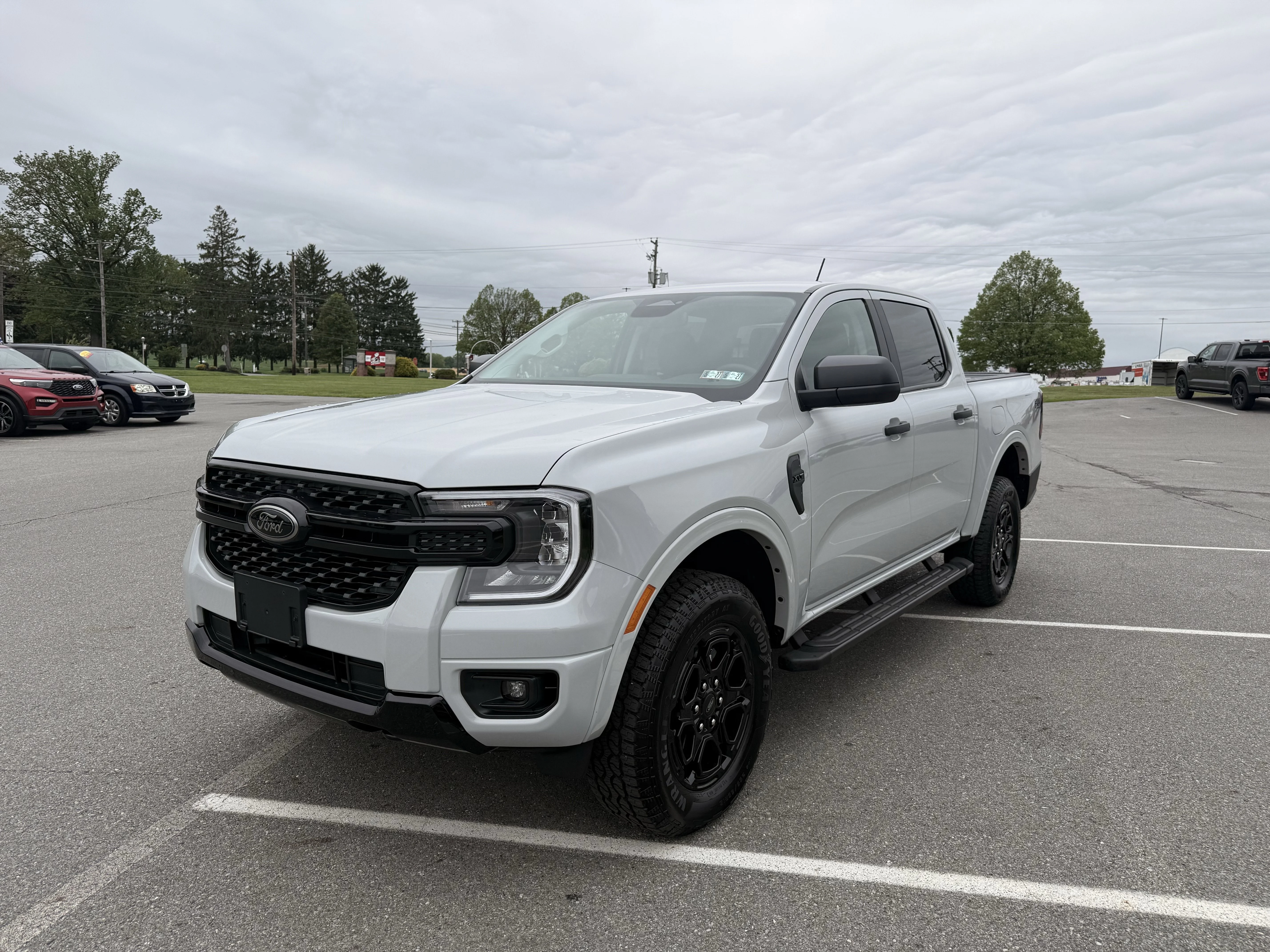 New 2026 Avalanche Ford XLT image 2