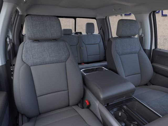 New 2026 Oxford White Ford XLT image 10