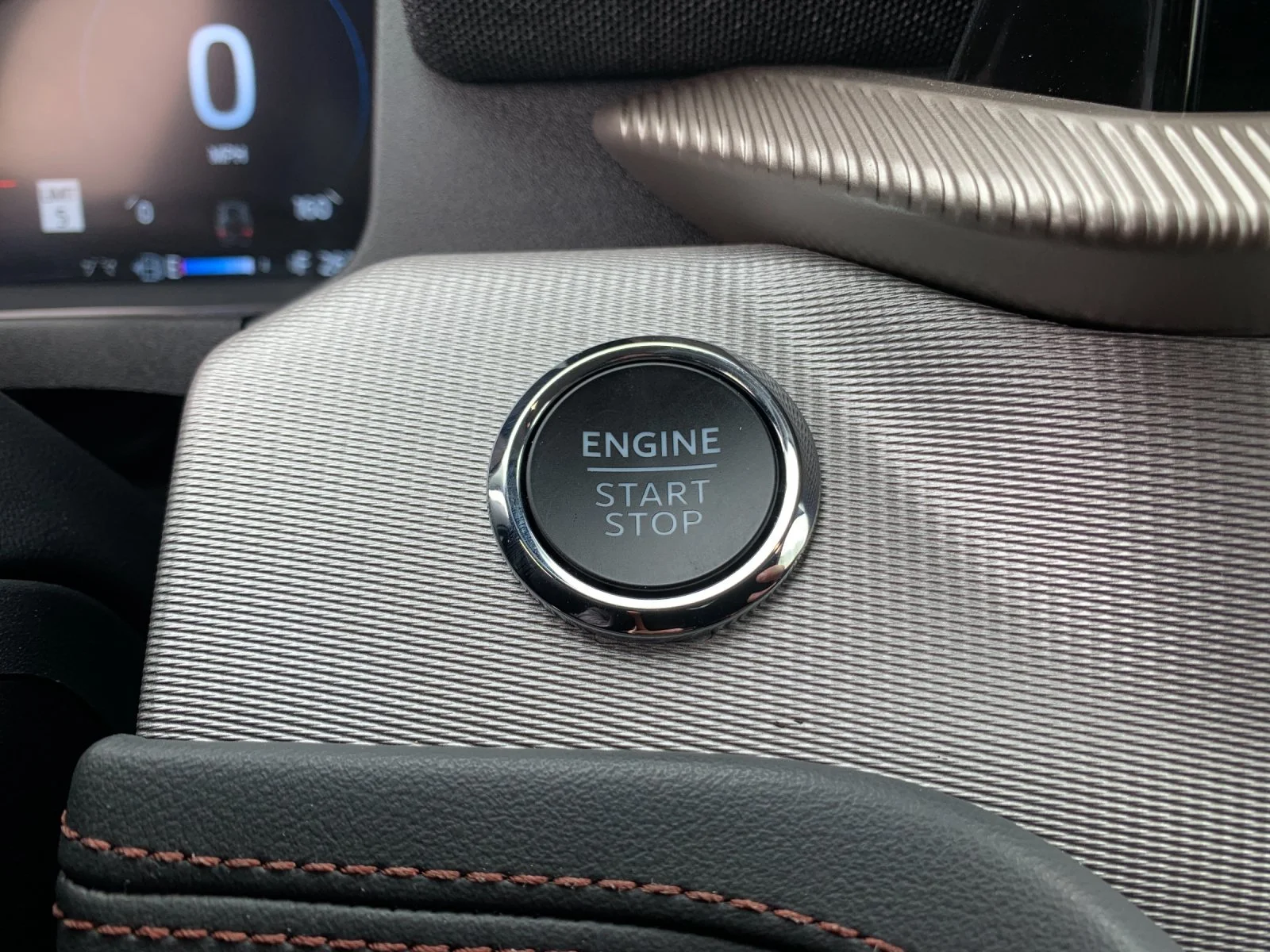 Used 2025 Gray Ford Active image 27
