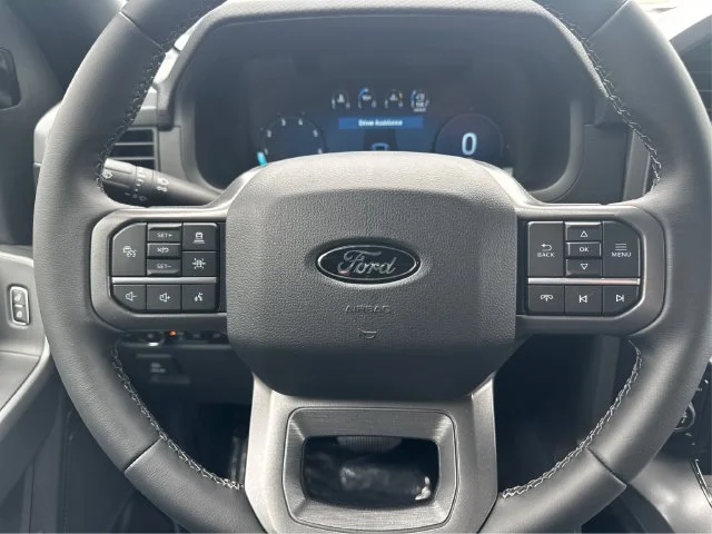 New 2026 Oxford White Ford XLT image 25