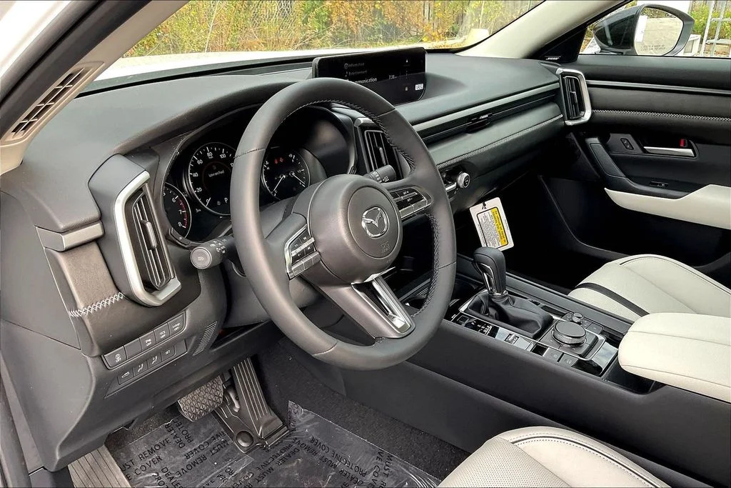 2026 Mazda CX-50 Turbo - Photo 8
