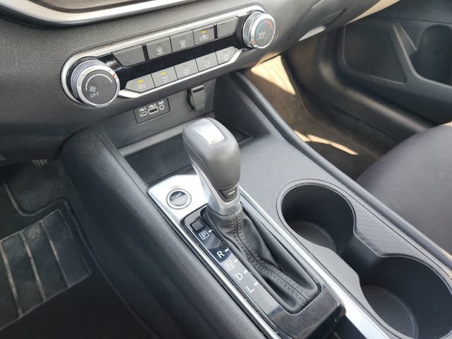 Used 2025 Gray Nissan SV image 21