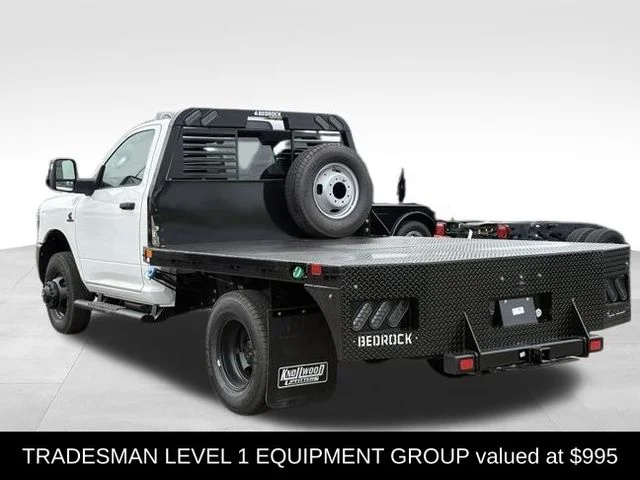 New 2026 Bright White Clear-Coat Exterior Paint RAM Tradesman image 7