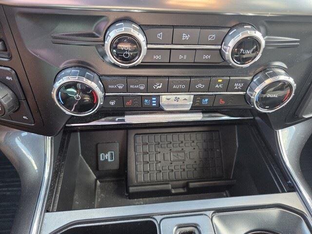 Used 2023 Carbonized Gray Metallic Ford LARIAT image 19