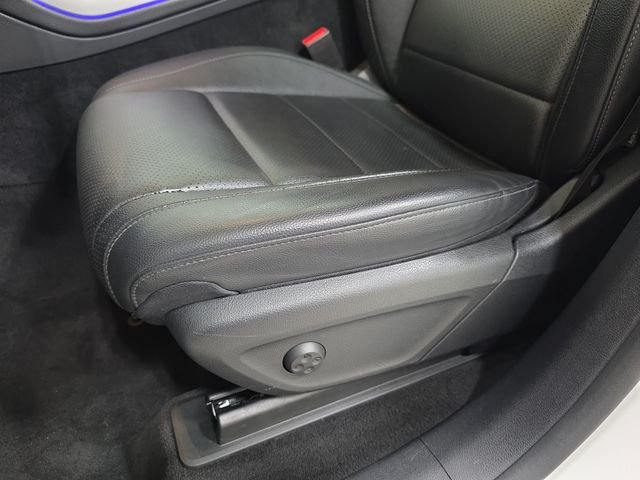 Used 2021 White Mercedes-Benz GLE 350 image 29