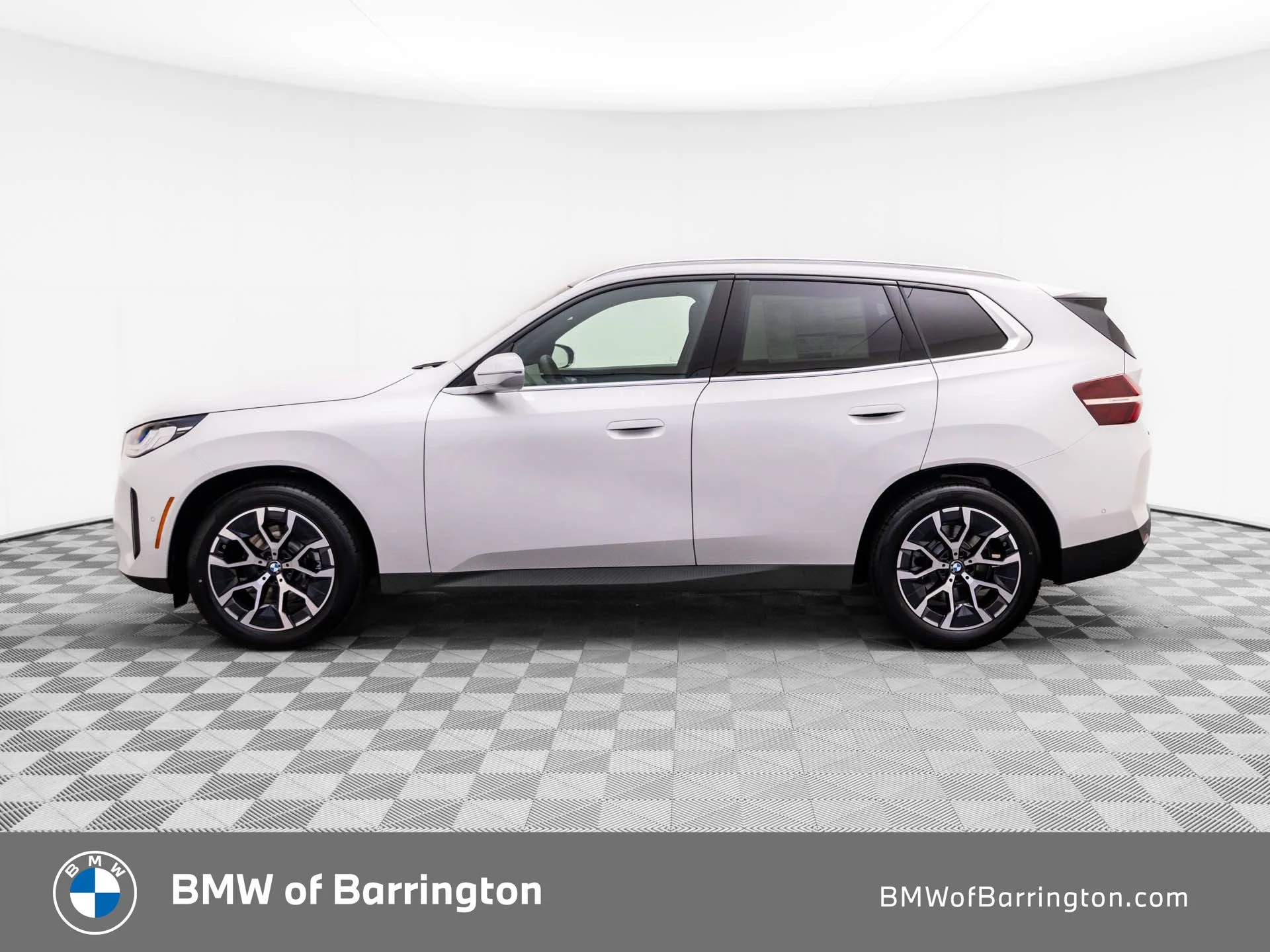 New 2026 White BMW 30 xDrive image 2