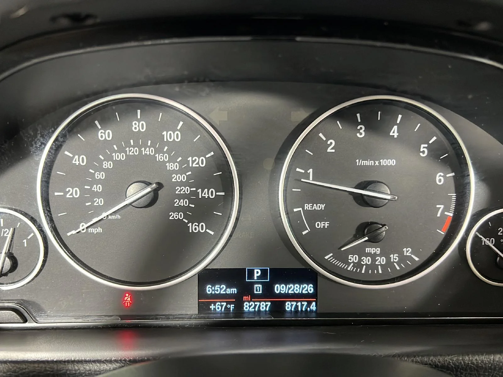 Used 2018 Jet Black BMW 320i xDrive image 17