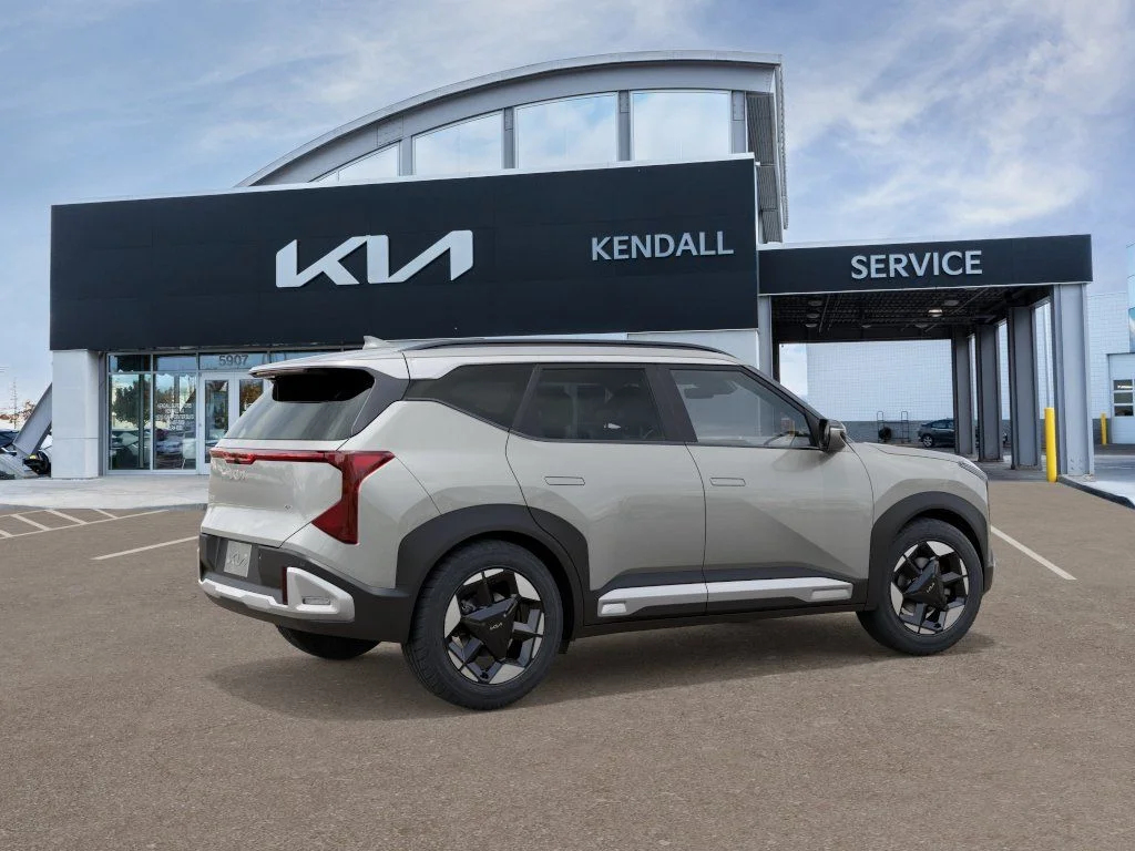 New 2027 White Kia EX image 6