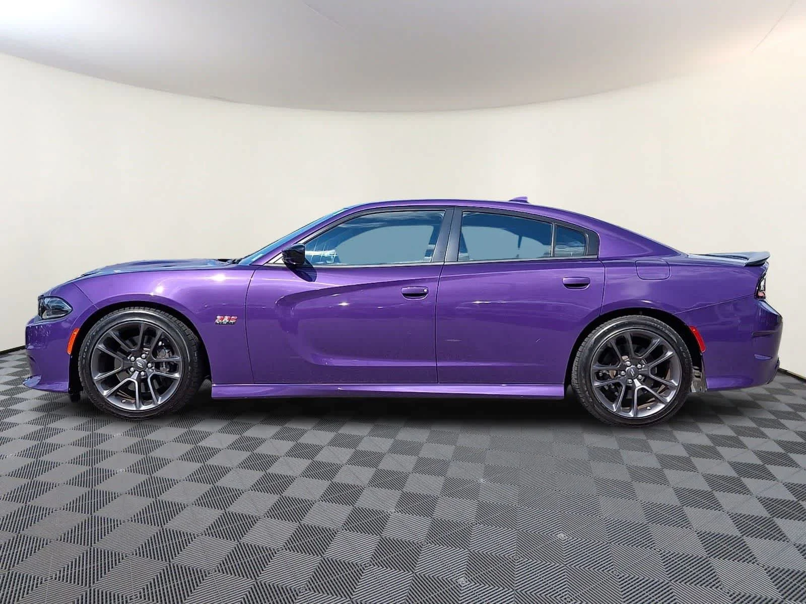 Used 2023 Plum Crazy Pearlcoat Dodge Scat Pack image 8