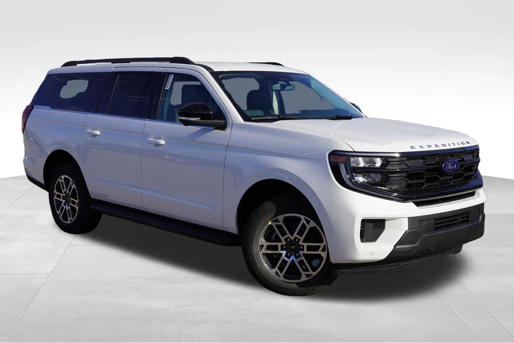 2026 Ford Expedition Active MAX 4x4's photo