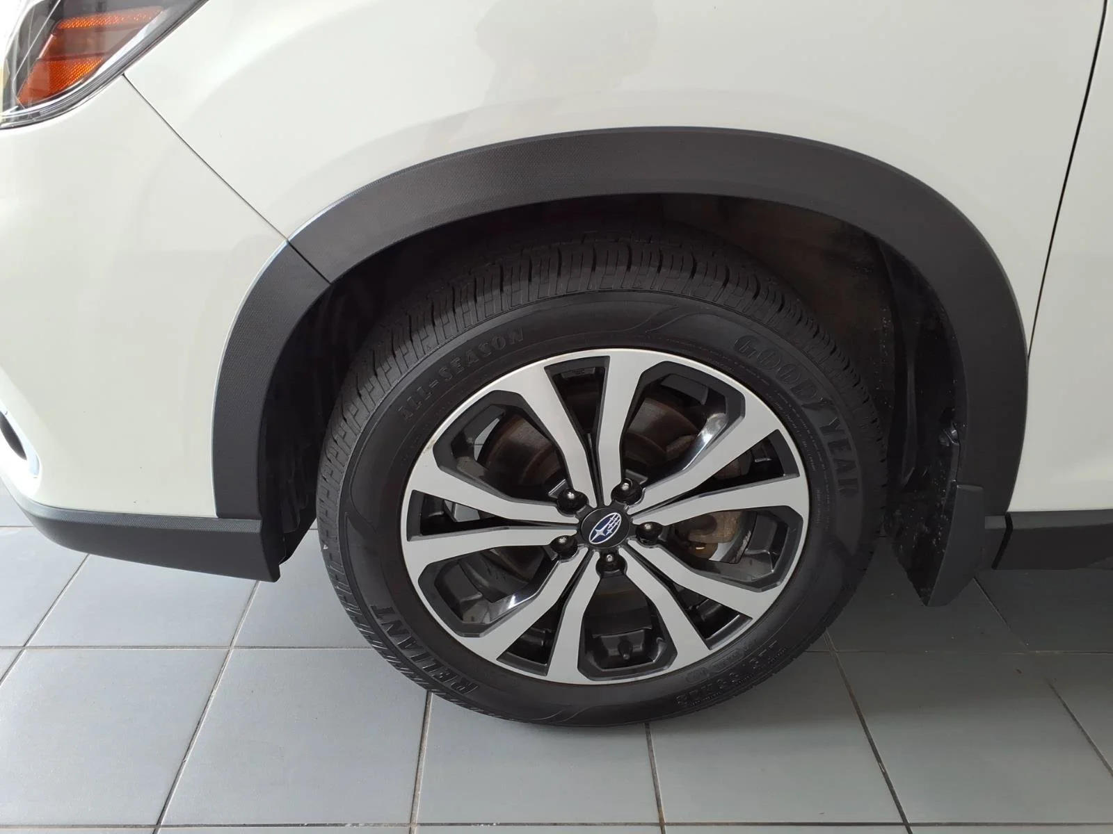 2019 Subaru Forester Limited - Photo 9
