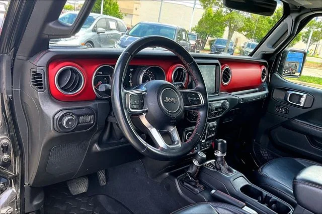 Used 2018 Black Jeep Unlimited Rubicon image 14