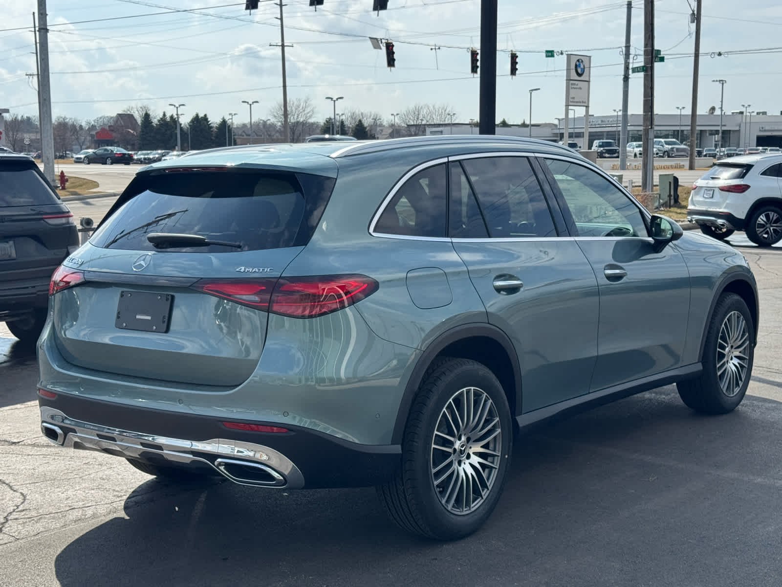 New 2026 Verde Silver Metallic Mercedes-Benz GLC 300 image 9