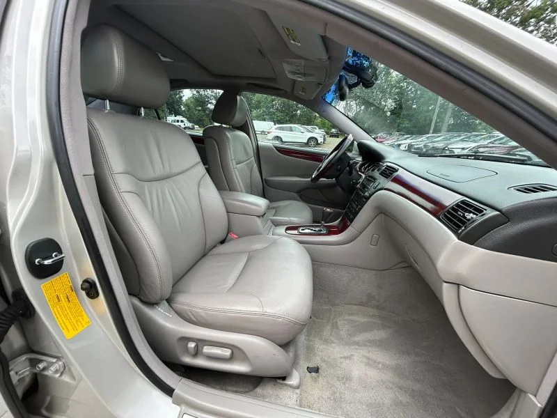 Used 2003 Gold Lexus ES 300 Sedan 4D image 20