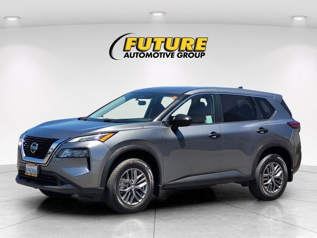 Used 2021 Gray Nissan S image 5
