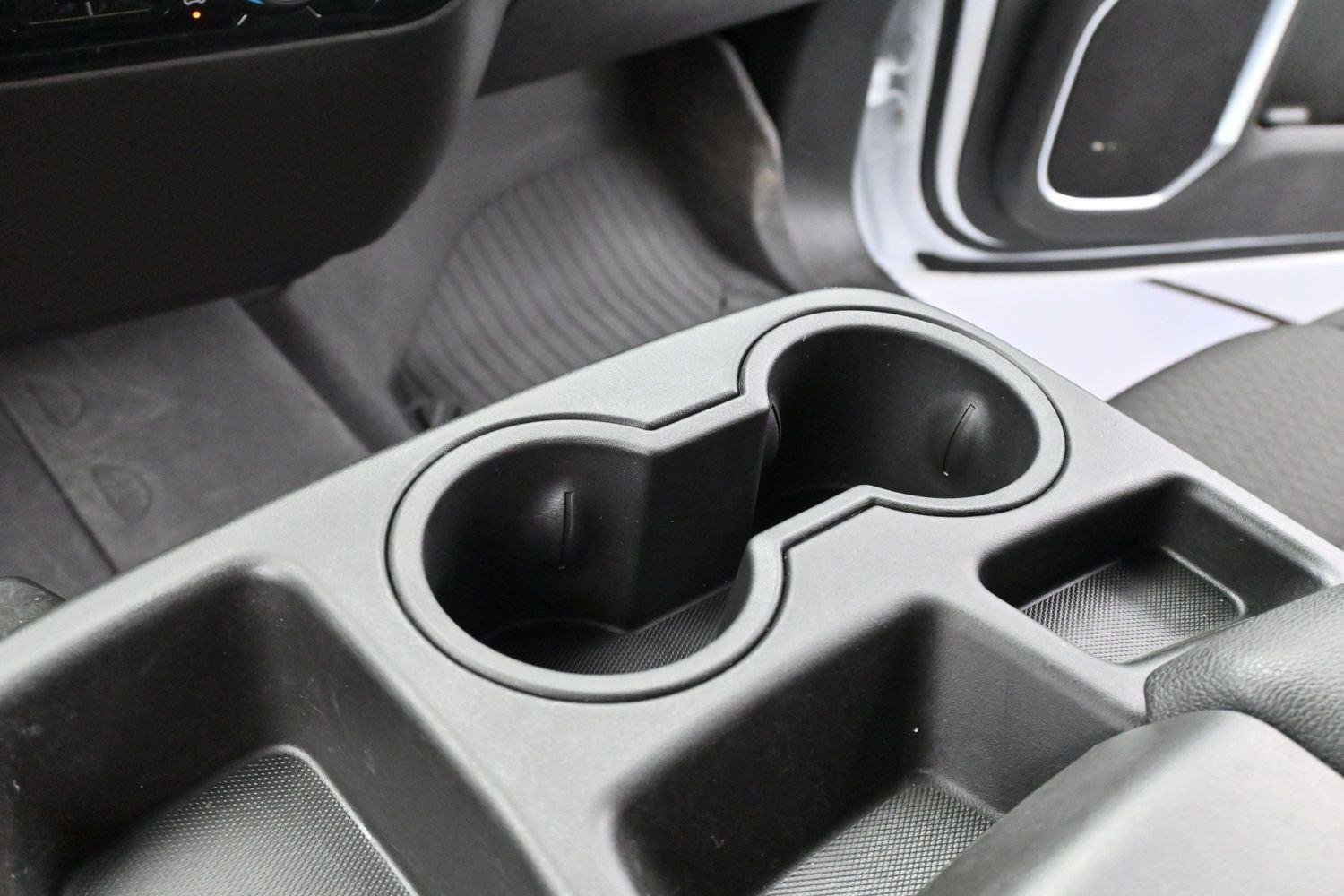Used 2025 Summit White Chevrolet LT image 19