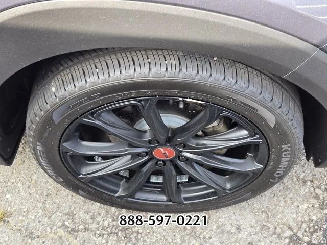 Used 2017 Gray HYUNDAI NIGHT image 9