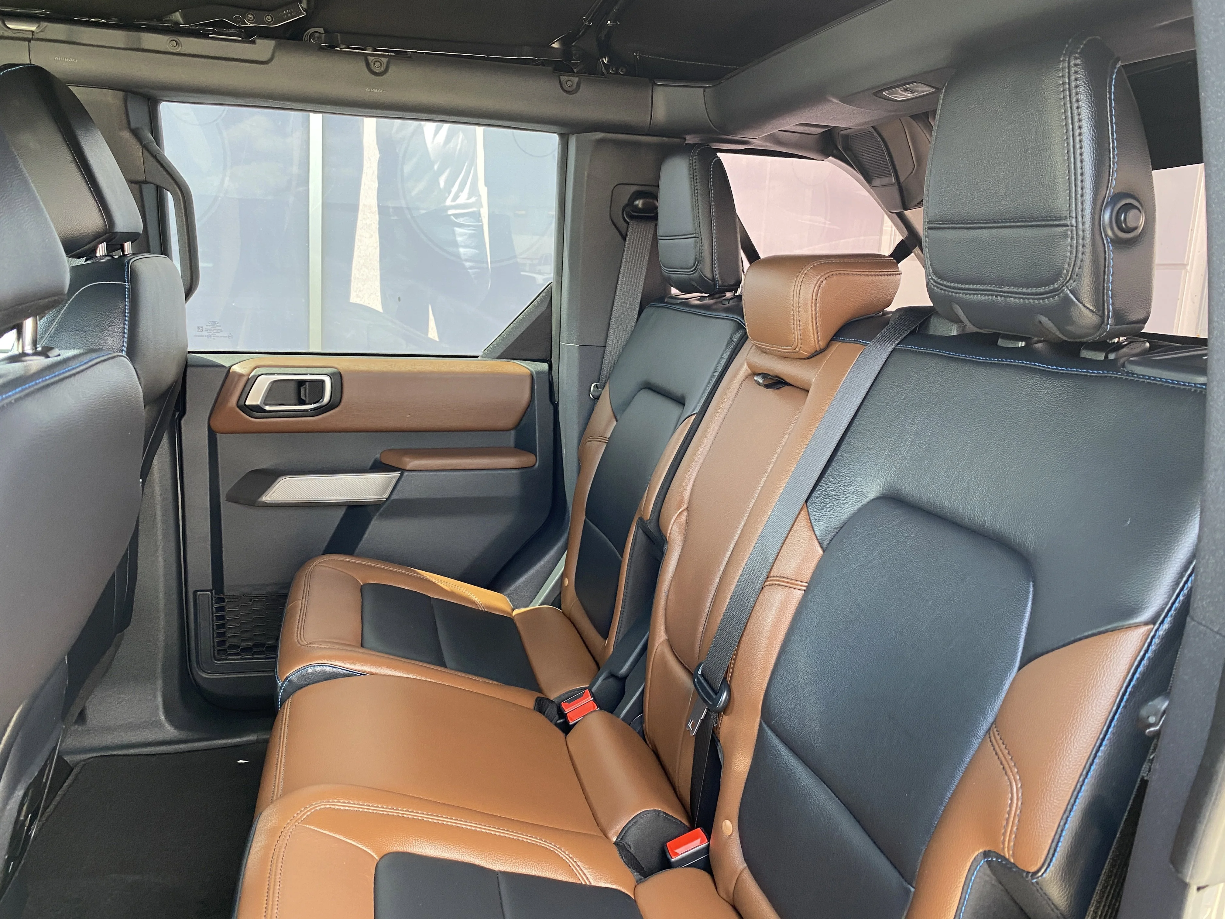 Certified Used 2021 Gray Ford Base 4 Door Advanced 4x4 * SOFT TOP * 2 TONE LEATHER * NAVIGATION * image 19