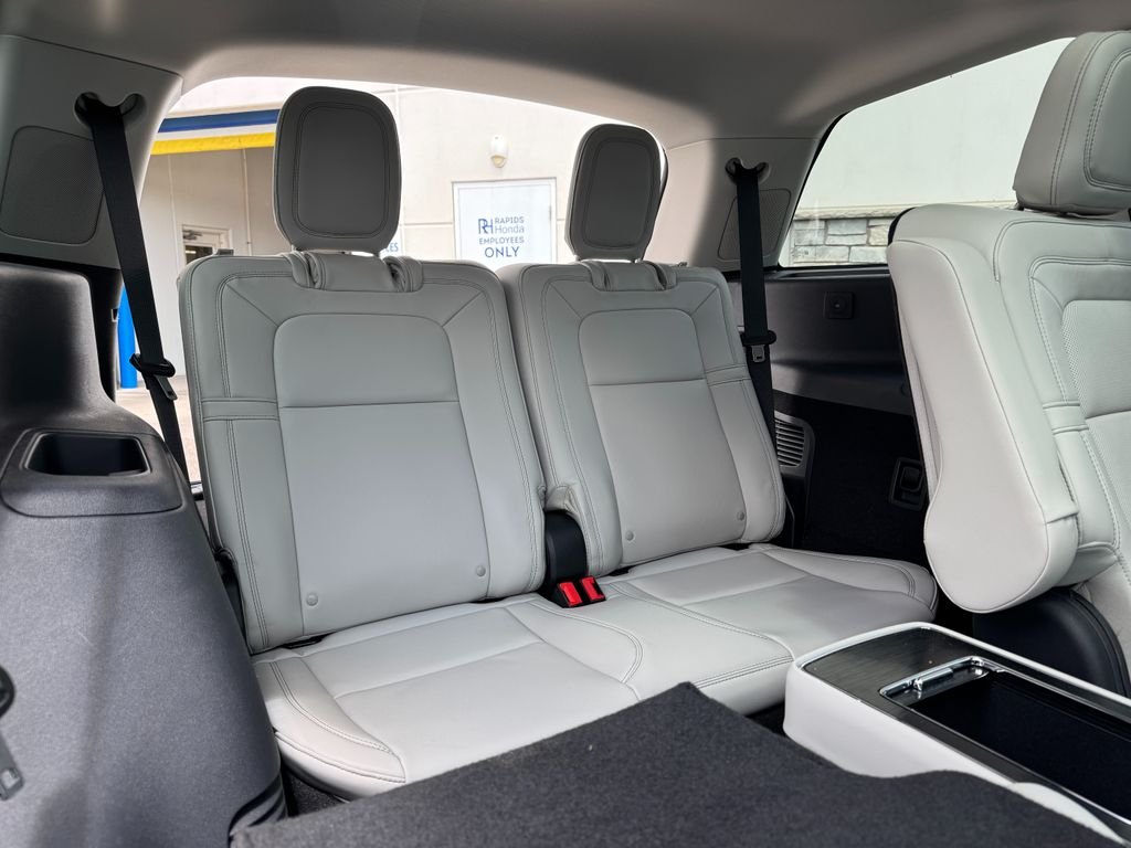 2025 Lincoln Aviator Reserve - Photo 14