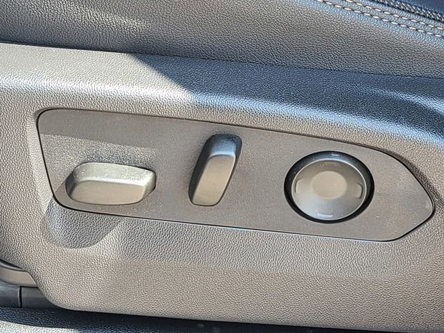 2025 Chevrolet Suburban High Country - Photo 39