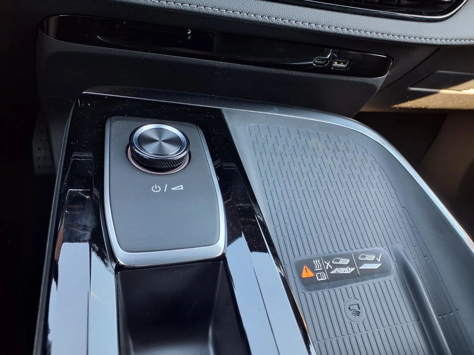 2026 Buick Enclave Sport Touring - Photo 6