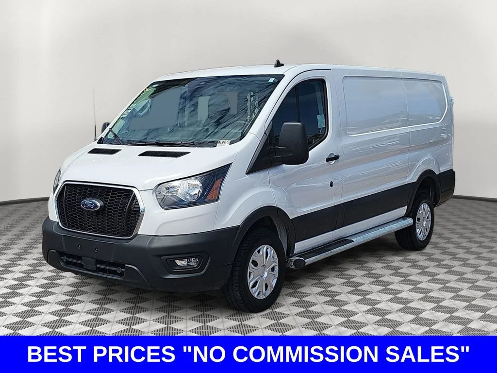 Used 2025 White Ford Base image 7