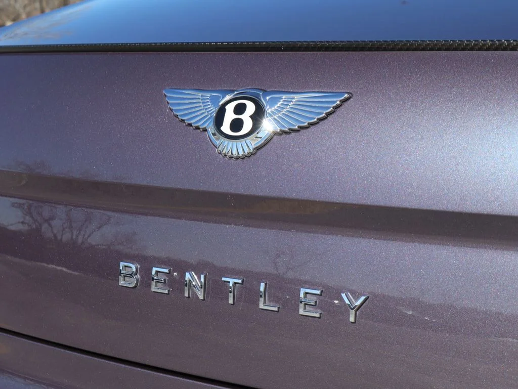 Used 2023 Gray Violet by Mulliner Bentley Azure image 8