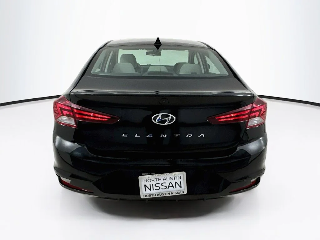 Used 2020 Black Hyundai SEL image 6