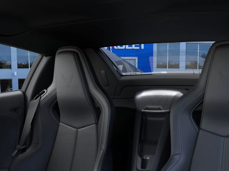 New 2027 Arctic White Chevrolet 2LT image 24