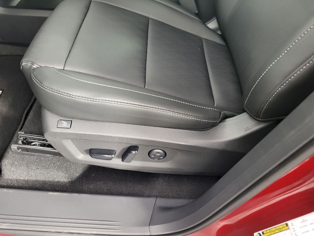 2025 Nissan Murano Platinum - Photo 11