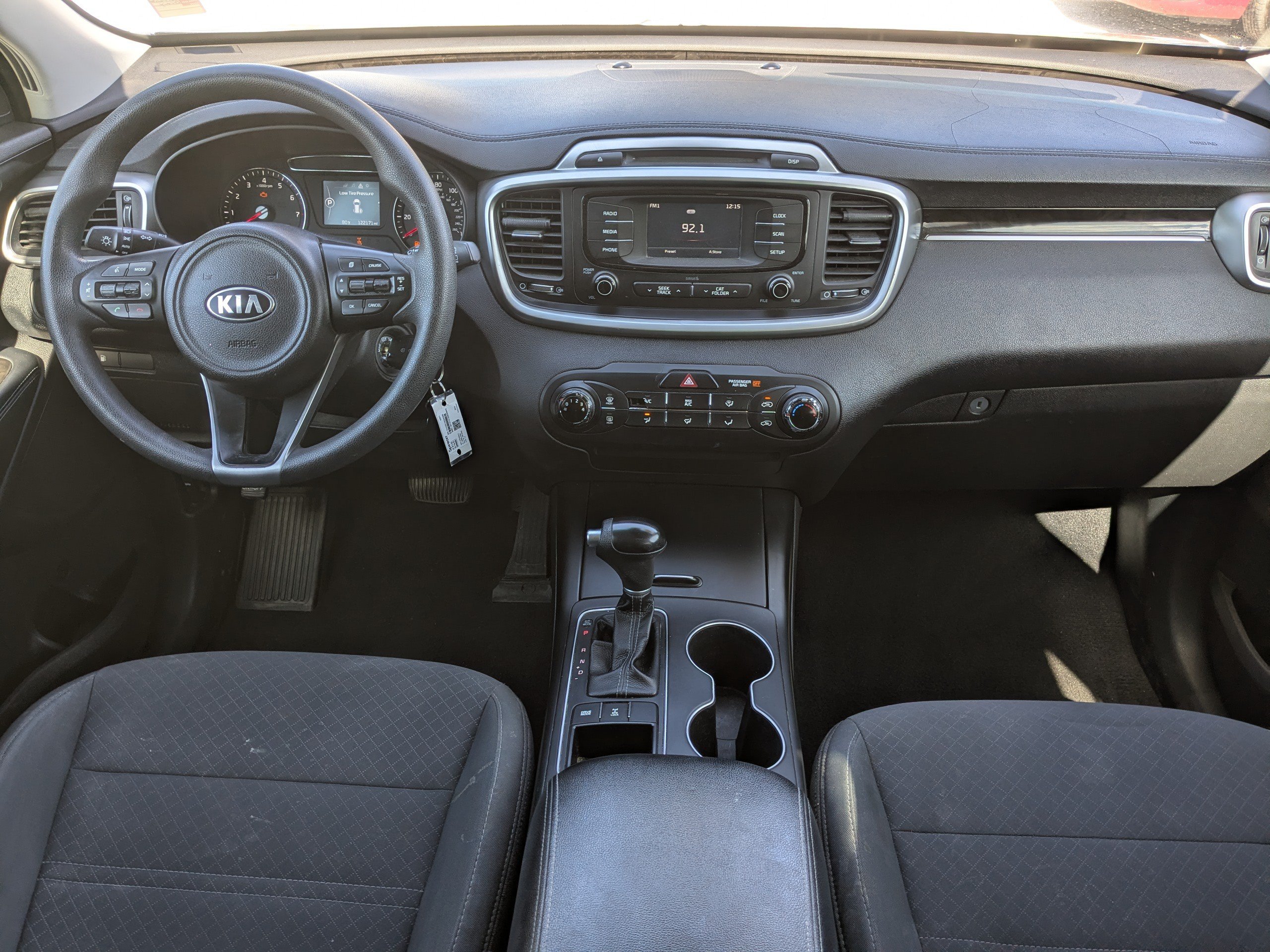 Used 2017 Titanium Silver Kia LX V6 image 17