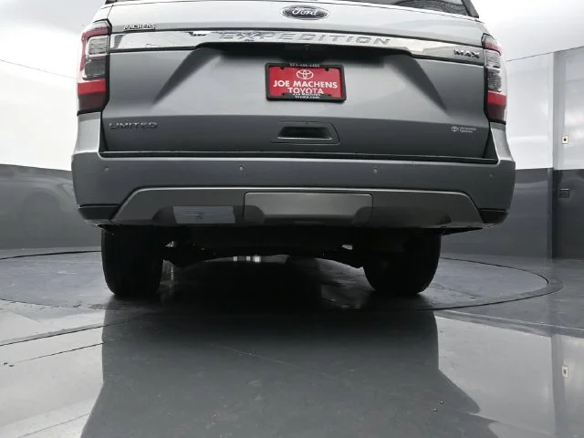 Used 2020 Silver Ford Limited image 36