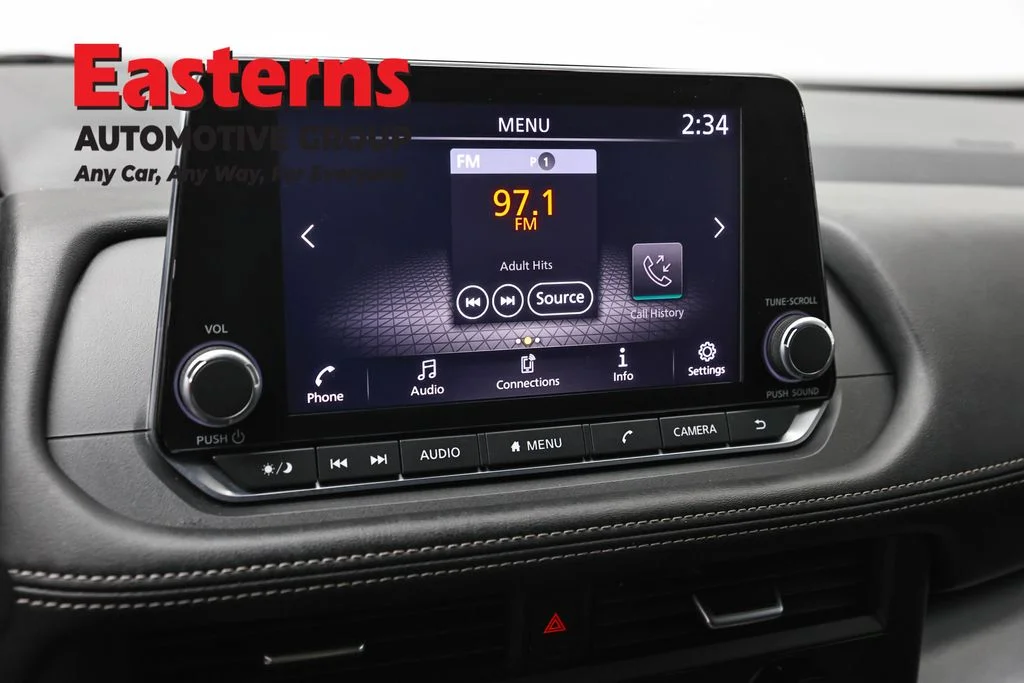 Used 2024 Blue Nissan SV image 18