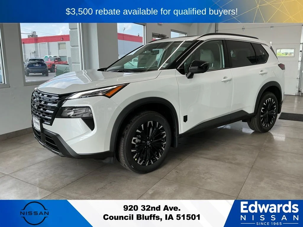 New 2026 Everest White Pearl TriCoat Nissan Dark Armor™ image 3