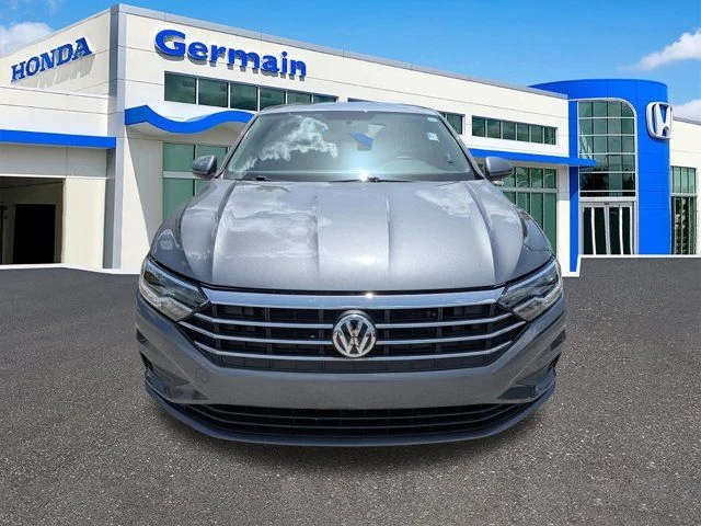 Used 2019 Platinum Gray Metallic Volkswagen 1.4T SE image 9