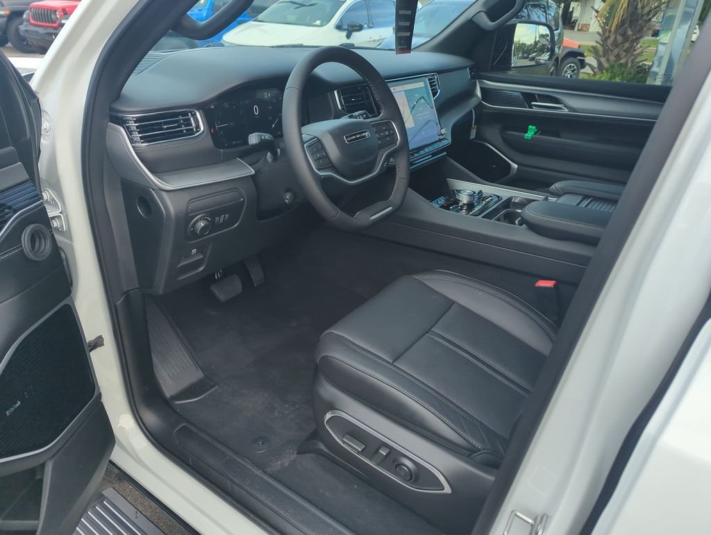 New 2026 Bright White Clearcoat Jeep Limited Reserve image 11