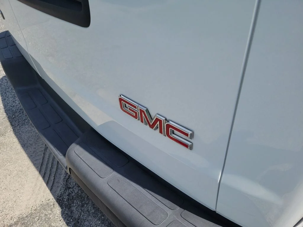 Used 2012 White GMC Work Van image 9