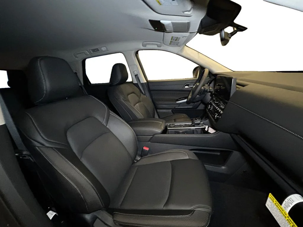 New 2026 Gun Metallic Nissan SL image 15