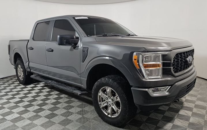 2021 Ford F-150 XL 4x4 SuperCrew 5-1/2 Box's photo