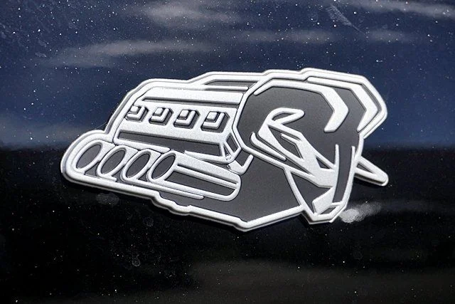 New 2026 Diamond Black Crystal Pearl-Coat Exterior Paint RAM Laramie image 10