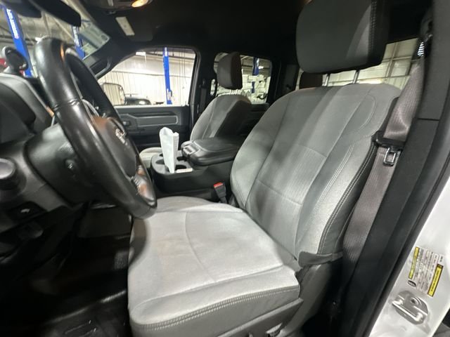 Used 2022 White Ram Big Horn image 17