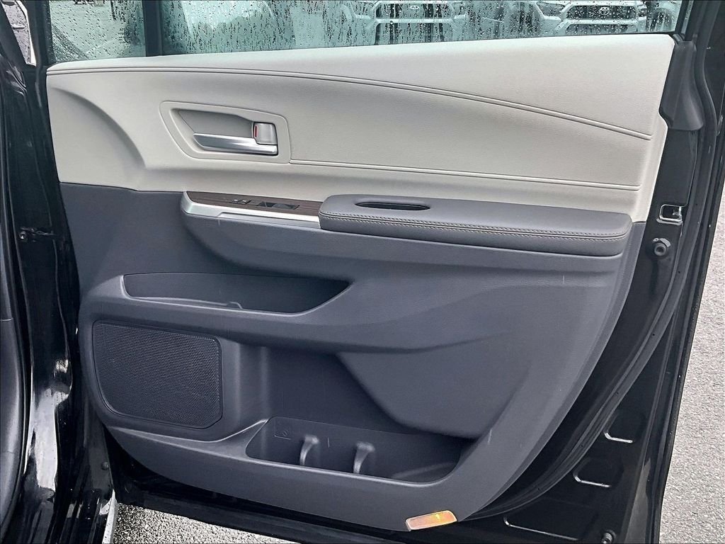 Used 2024 Black Toyota XLE image 12