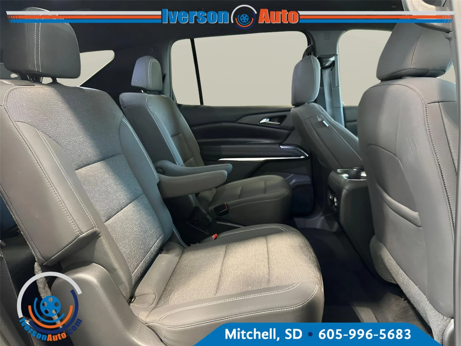 Used 2024 Mosaic Black Metallic Chevrolet AWD LT image 33