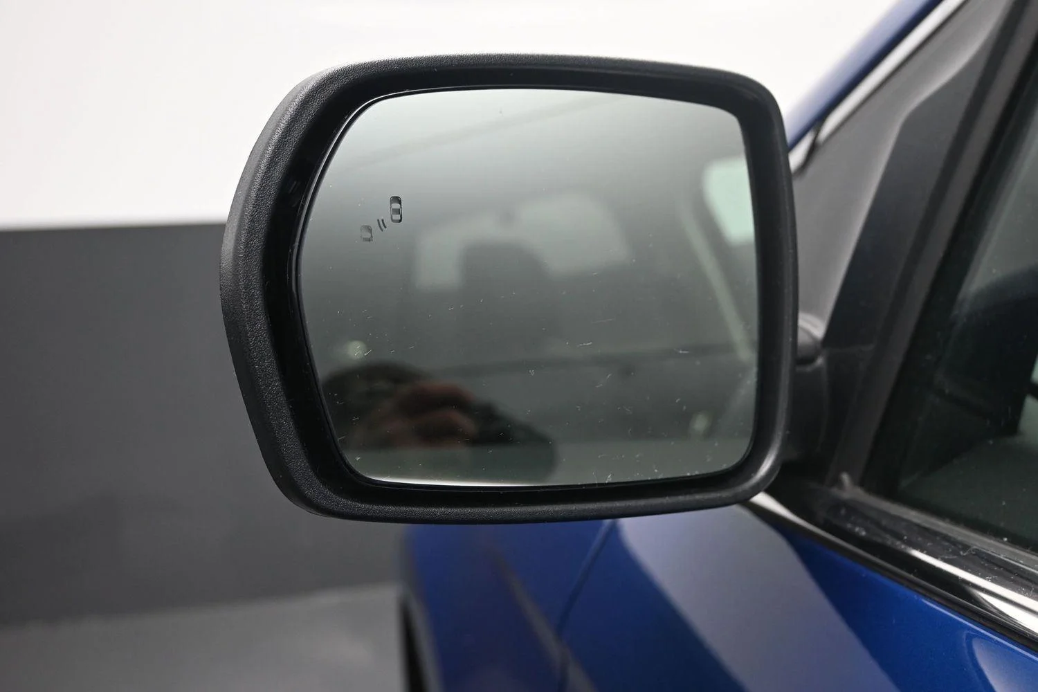 Used 2024 Atlas Blue Ford SEL image 16