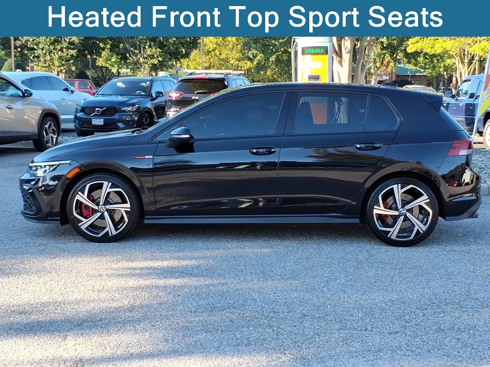 Used 2024 Deep Black Pearl Volkswagen SE image 3