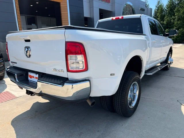 Used 2022 White Ram Big Horn image 3